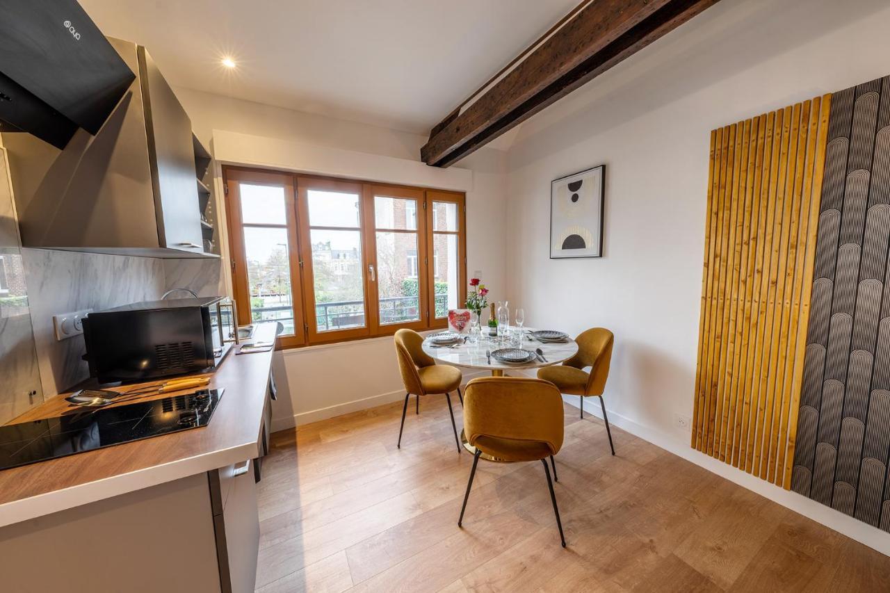 L'Elegant - Appart'Hotel Le Gatsby Saint-Quentin  Dış mekan fotoğraf